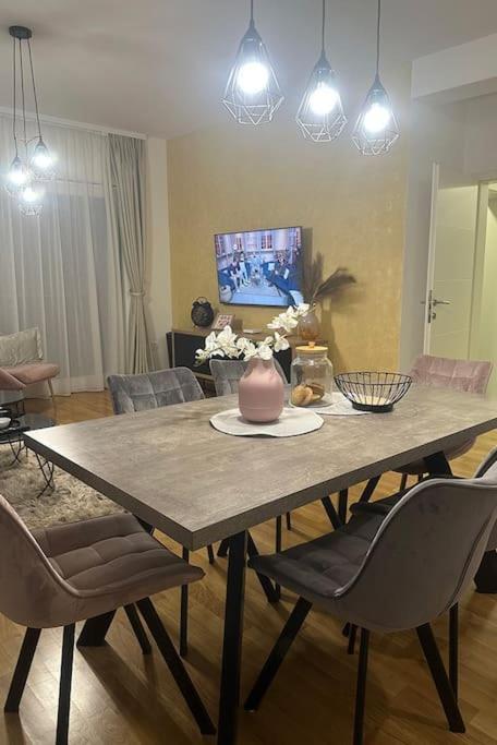 New Modern Accommodation In City Metković 외부 사진