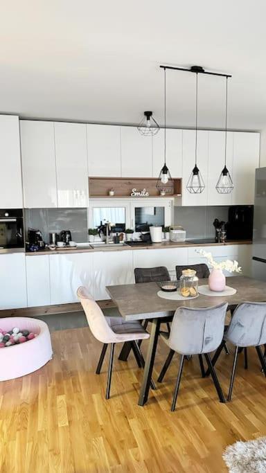 New Modern Accommodation In City Metković 외부 사진